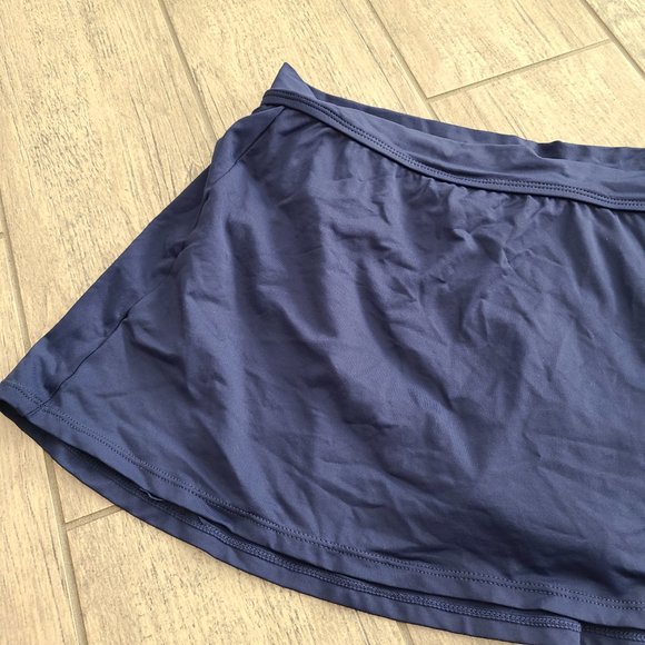 Liz Claiborne women's swim bottom skirt navy blue size 12 NWT - Picture 3 of 13